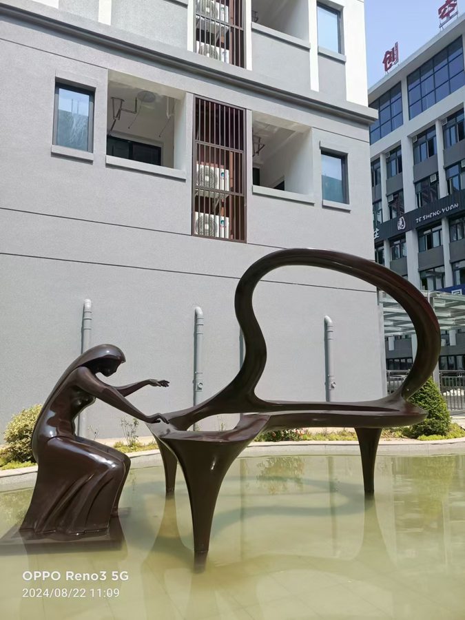 玻璃钢雕塑厂家