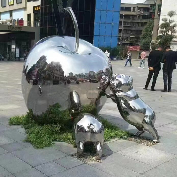 不锈钢镜面雕塑