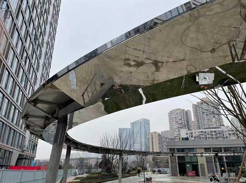 \